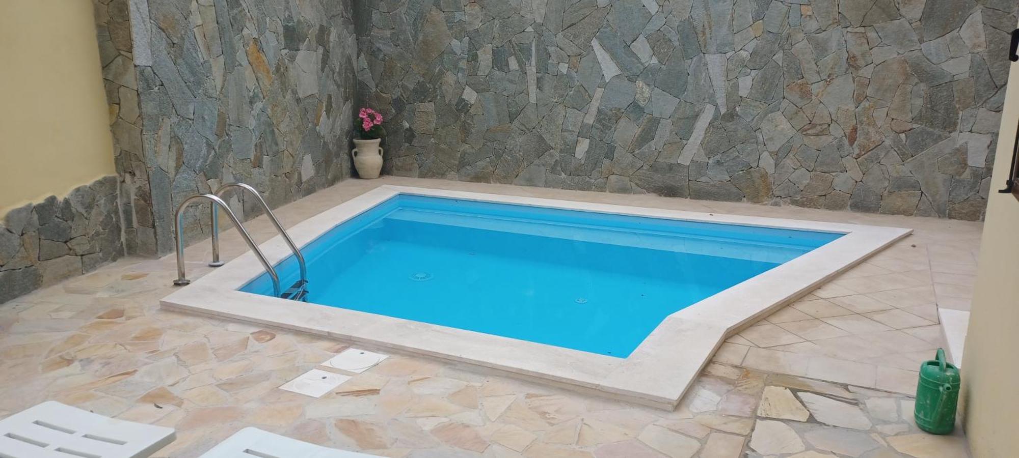 Exclusive Use Swimming Pool Available From June To September 卡利亚里 外观 照片